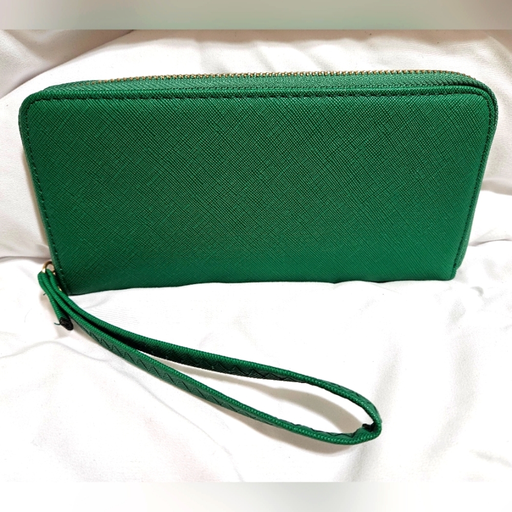 Green Zipper Clutch Wallet